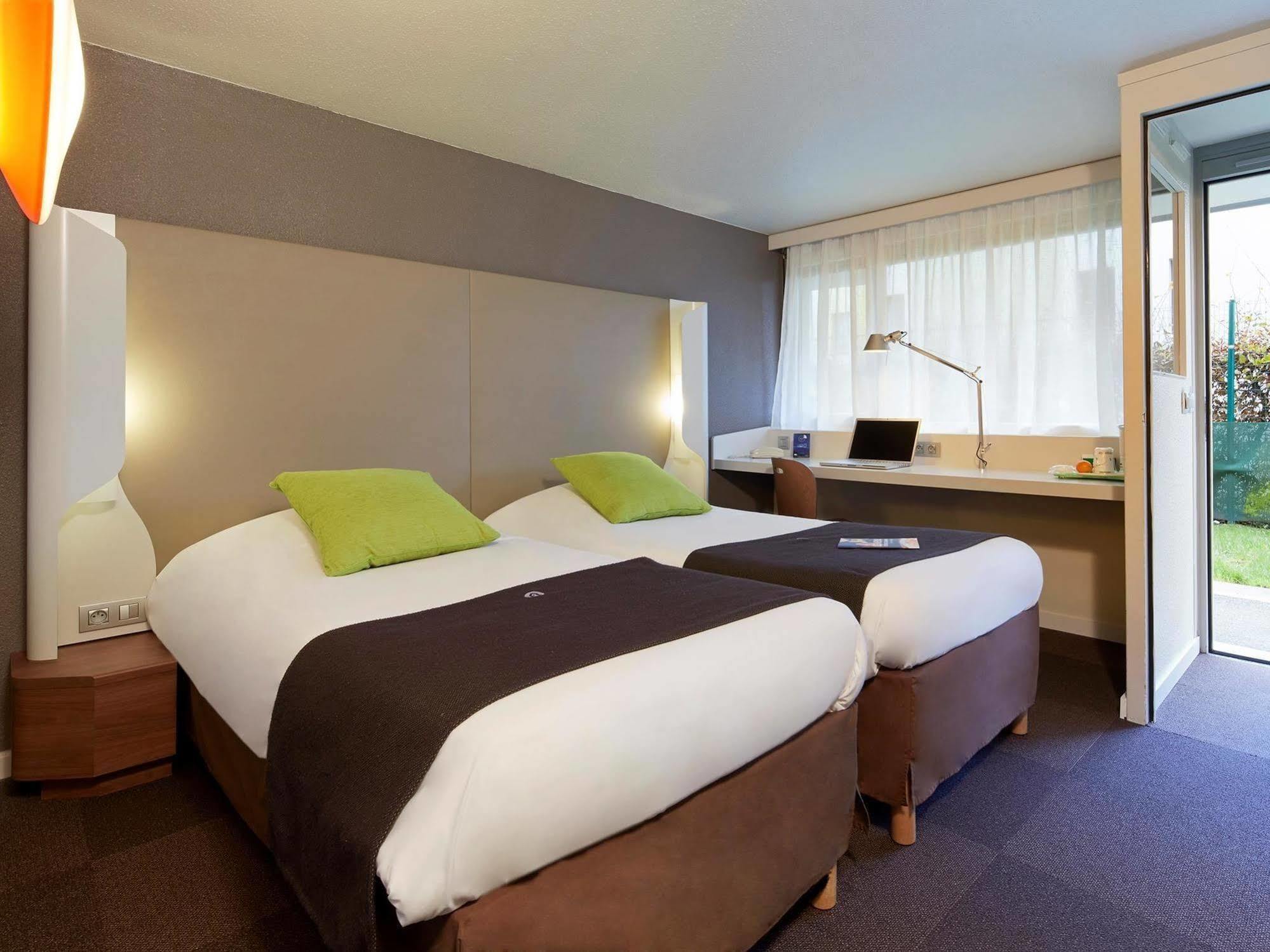 Campanile Limoges Nord Hotel Exterior foto